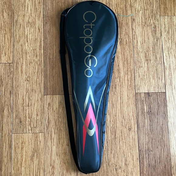 Carbon Fiber Badminton Rackets 2 Pack Set & 3 Shuttlecocks with Bag CtopoGo - Picture 2 of 3